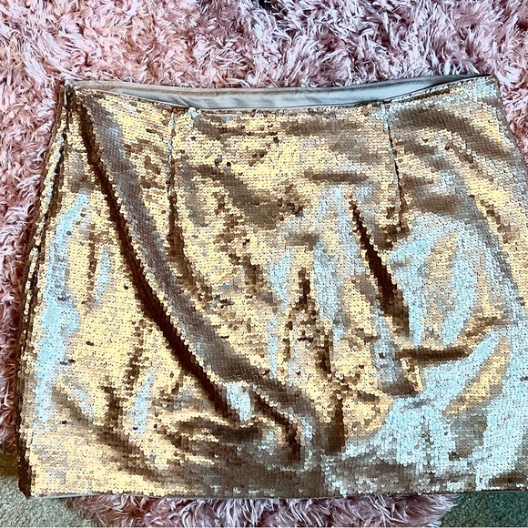Banana Republic matte Rose Gold Holiday NYE sequin skirt size 14 Immediate Ship! - Picture 4 of 7